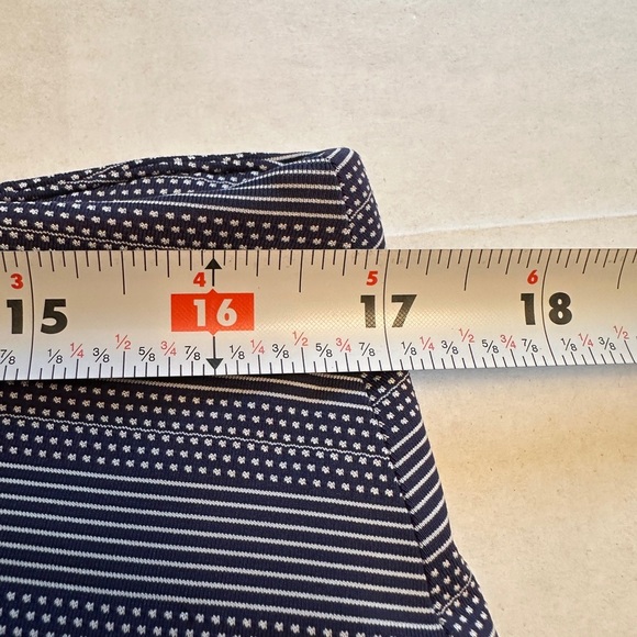 Athleta Women’s Size Large THIS IS SOLD - Picture 7 of 9